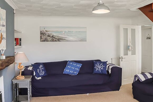 Lon Lwyd Isaf in Pentraeth