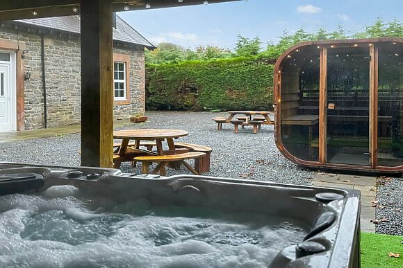 The Hawthorns at Home Farm