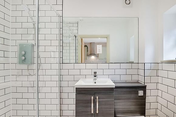 Wisteria Cottage in South Cerney