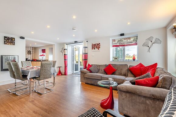 Ty Llyn at Tyddyn Sargent