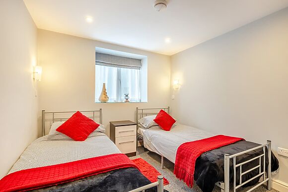 Ty Llyn at Tyddyn Sargent