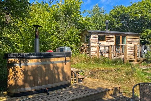 Bats About at Woodland Retreats