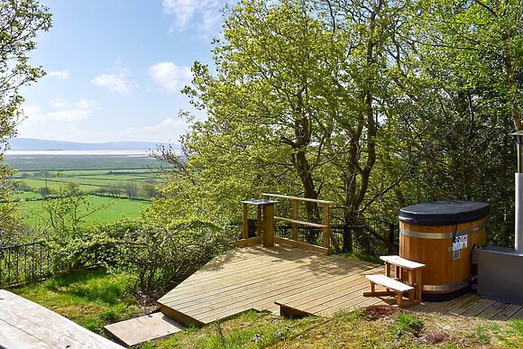 Bats About at Woodland Retreats