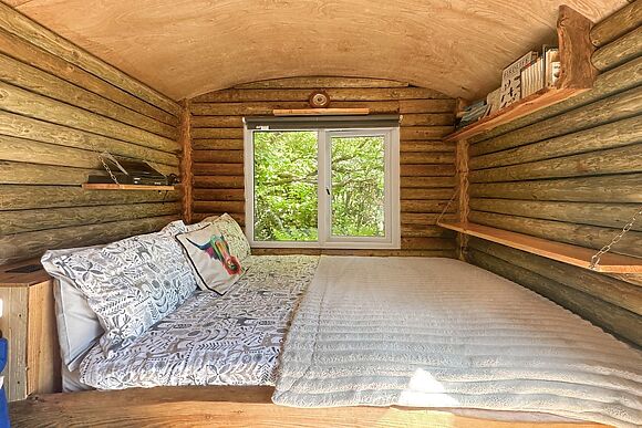 Bats About at Woodland Retreats