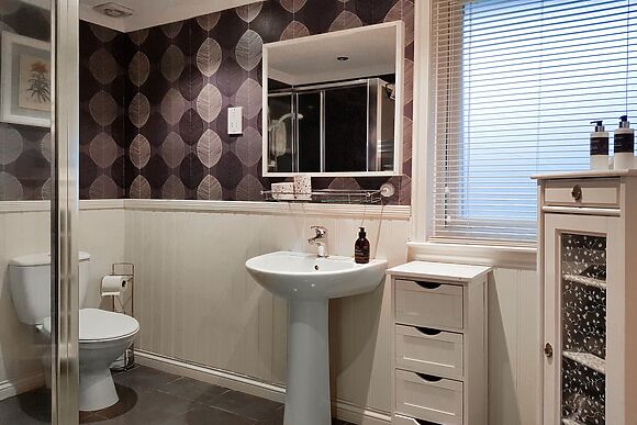 Leven Lodge 3