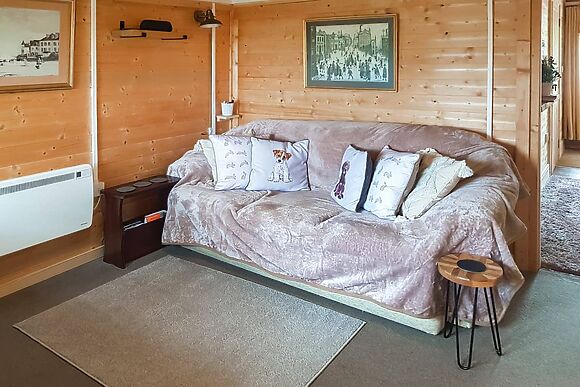 Algwen Cabin in West Walton