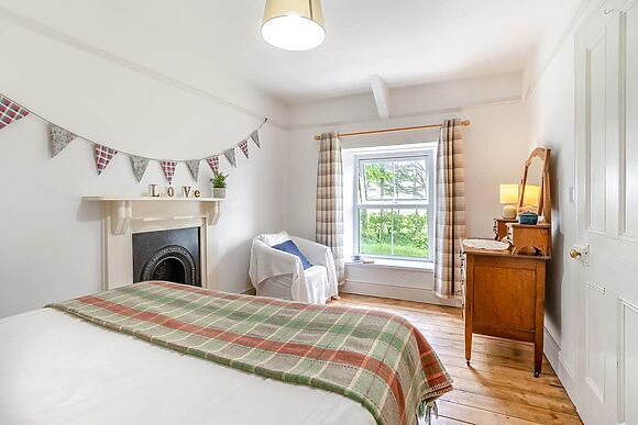 Maesybryn in Pentregat