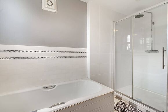 Maesybryn in Pentregat