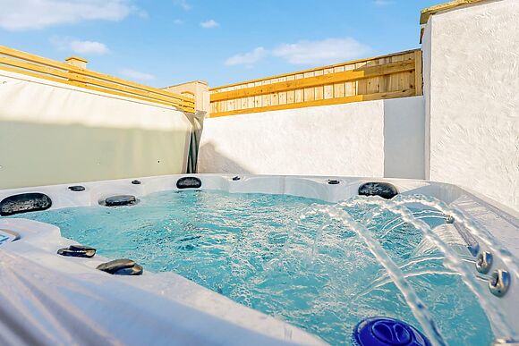 The Hideaway in Meols