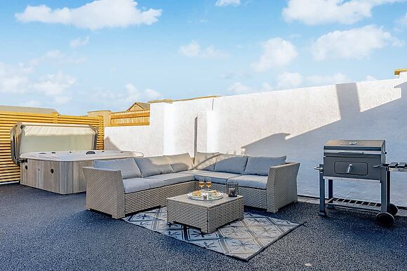 The Hideaway in Meols