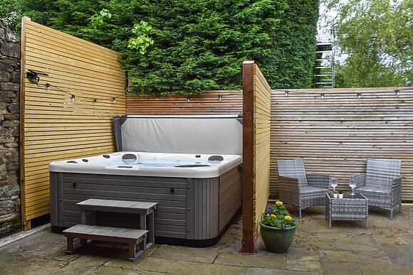 Ye Olde Mottram Chip Shop