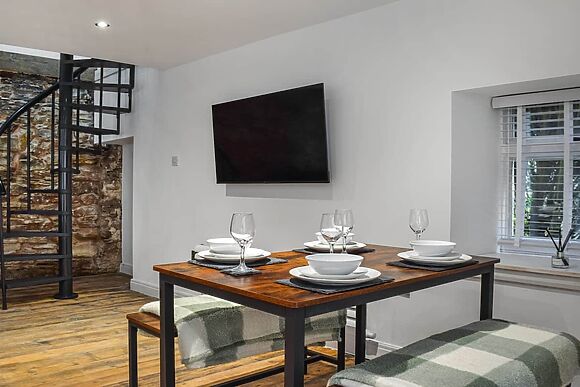 Ye Olde Mottram Chip Shop