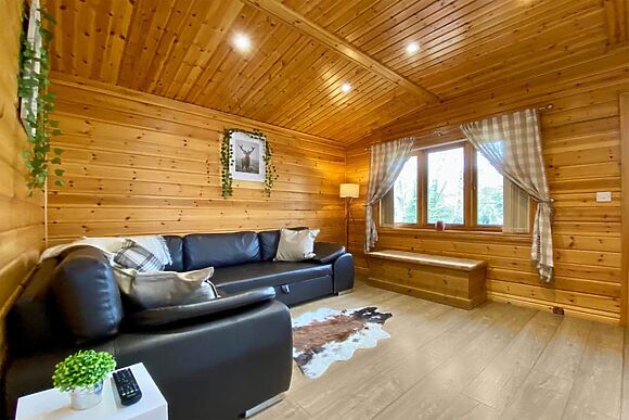 Pine Lodge at Pinecone Lodges