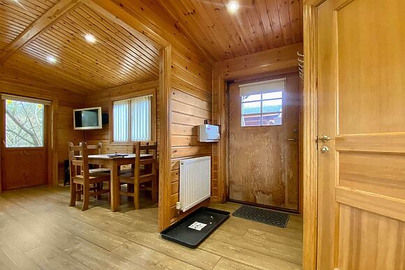 Pine Lodge at Pinecone Lodges