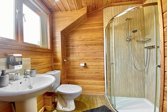 Apple at Pinecone Lodges