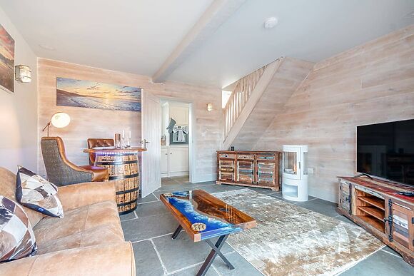 The Drunken Carpenter’s Cottage