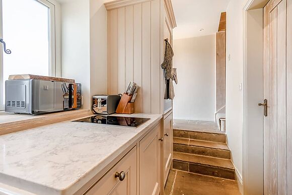 The Drunken Carpenter’s Cottage