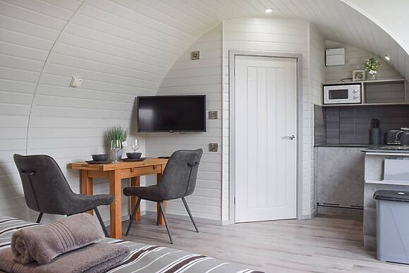 Laurel Pod at Stuarts Farm