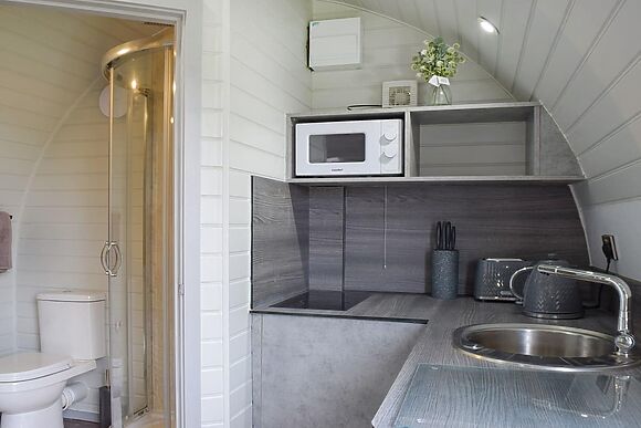 Laurel Pod at Stuarts Farm