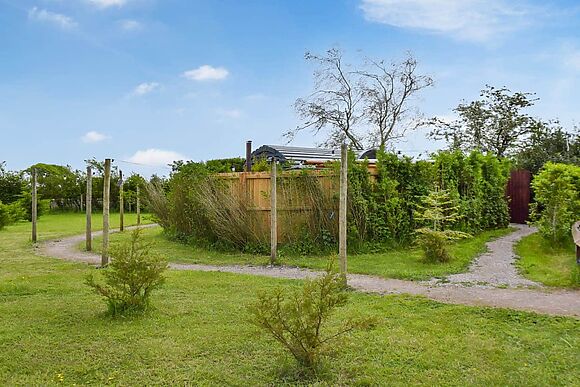 Laurel Pod at Stuarts Farm