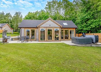 Loxford Lodge