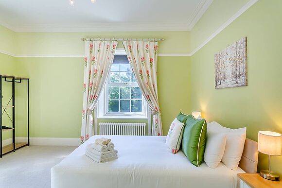 Grey Gables in Old Quarrington