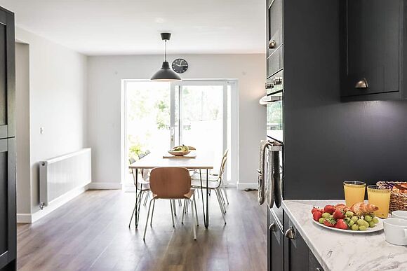 Cae Garw at Cwm Cadnant