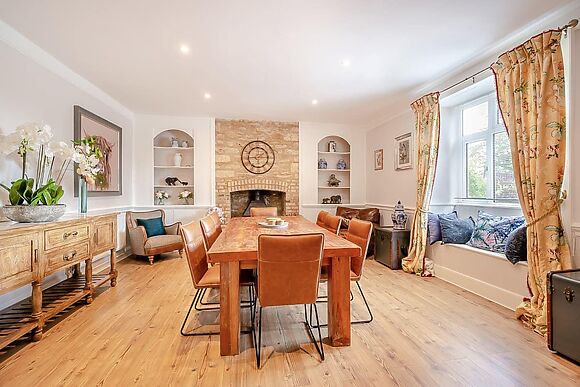 Greenhill Farmhouse in Bletchingdon