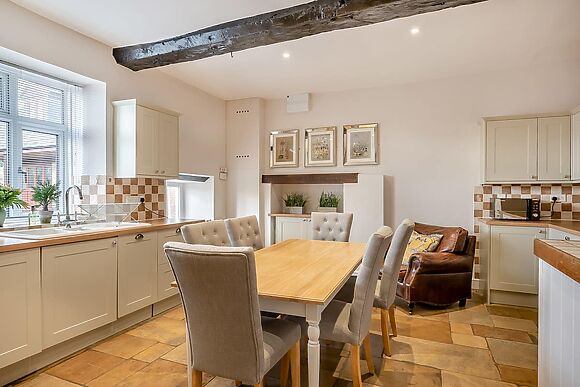 Greenhill Farmhouse in Bletchingdon