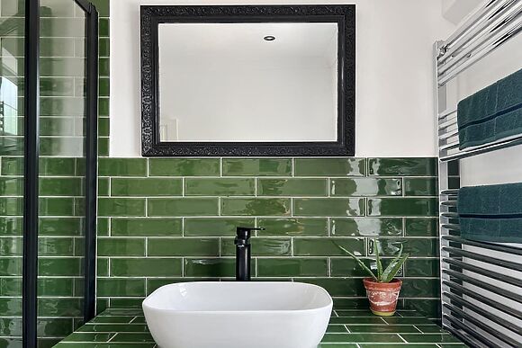 Mushroom Cottage in Tylorstown