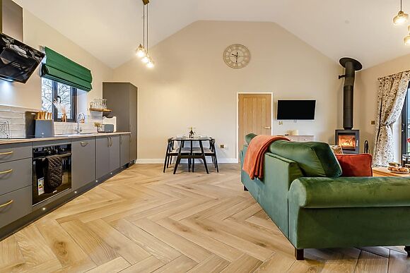 Root at Pentre Lodges