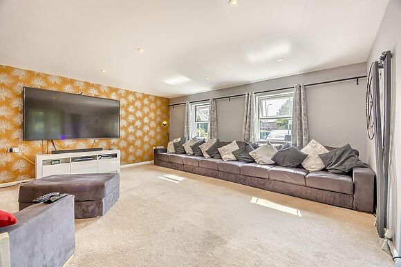 The Paddock in Sloothby.