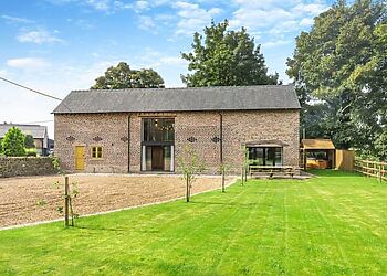 Shepherds Barn in Whiteley Green