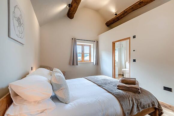 Shepherds Barn in Whiteley Green