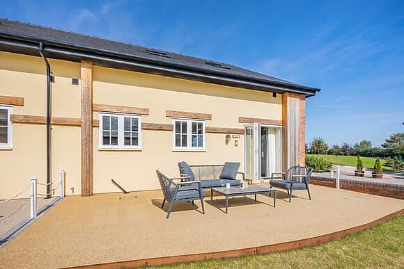 The Stables - Tedsmore Hall Estate Properties