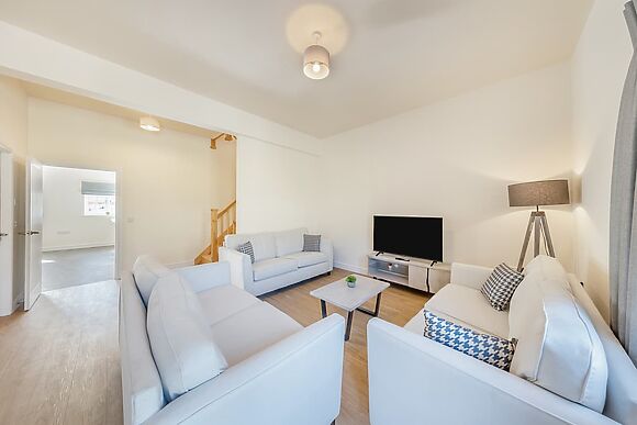 The Stables - Tedsmore Hall Estate Properties