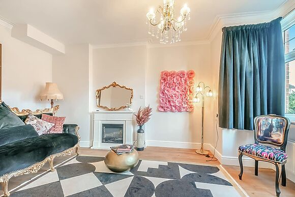 The Old Doctors Manor House