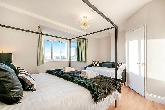 The Old Doctors Manor House