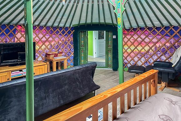 Green Yurt At Clochforbie Yurts