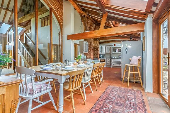 Bimblebox Barn in Reepham