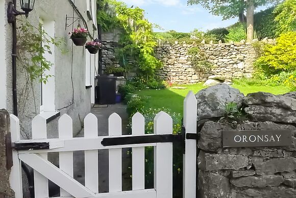 Oronsay Cottage