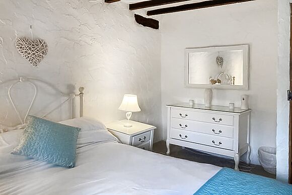 Oronsay Cottage