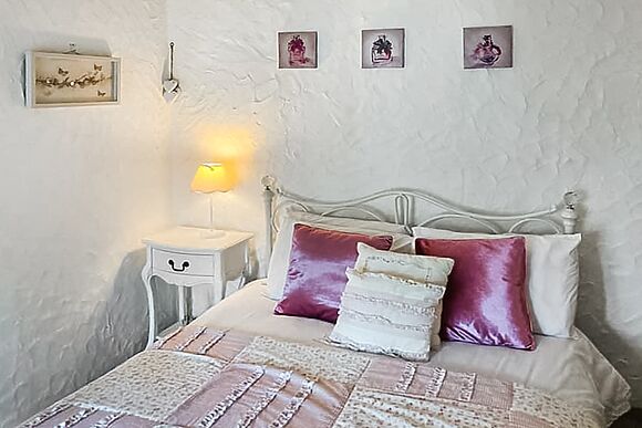 Oronsay Cottage