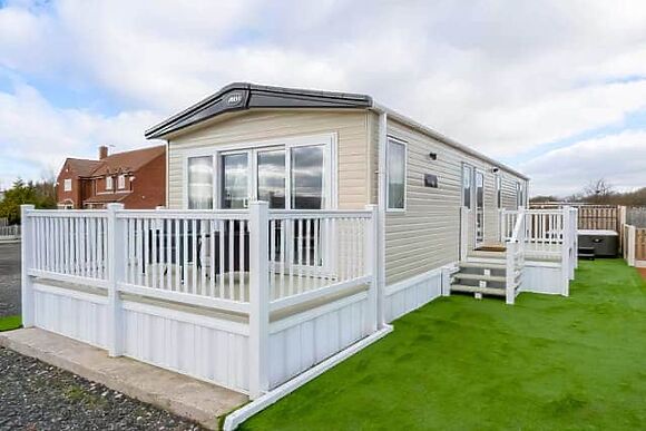 Hallcroft Fishery in Retford