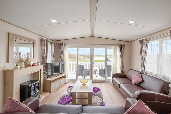 Hallcroft Fishery in Retford