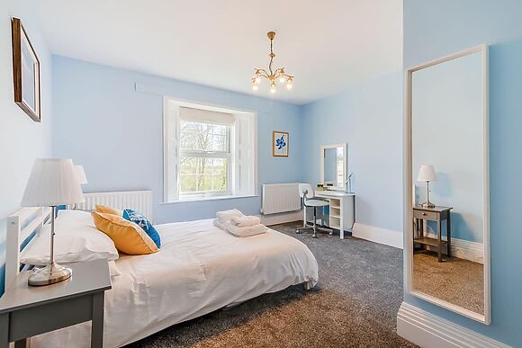 Monkroyd House in Featherstone