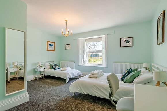 Monkroyd House in Featherstone