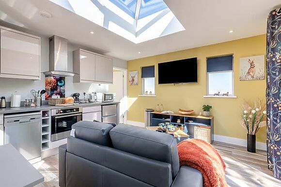 Peacock Lodge in Thurlton