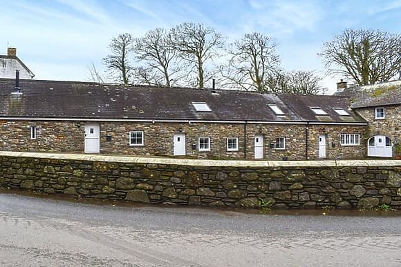 Blacksmiths Cottage in Roch