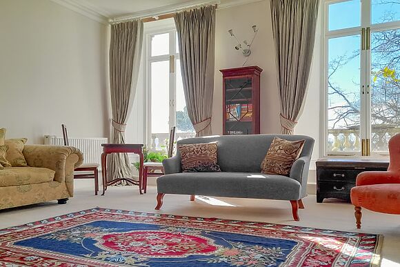Tibberton Court Apartment